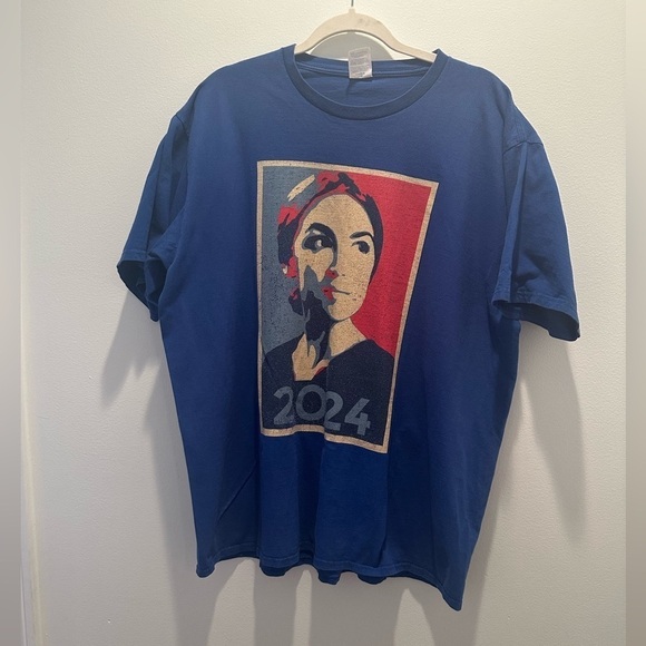 Alexandria Ocasio Cortez T-Shirt Size 2X - Picture 1 of 6